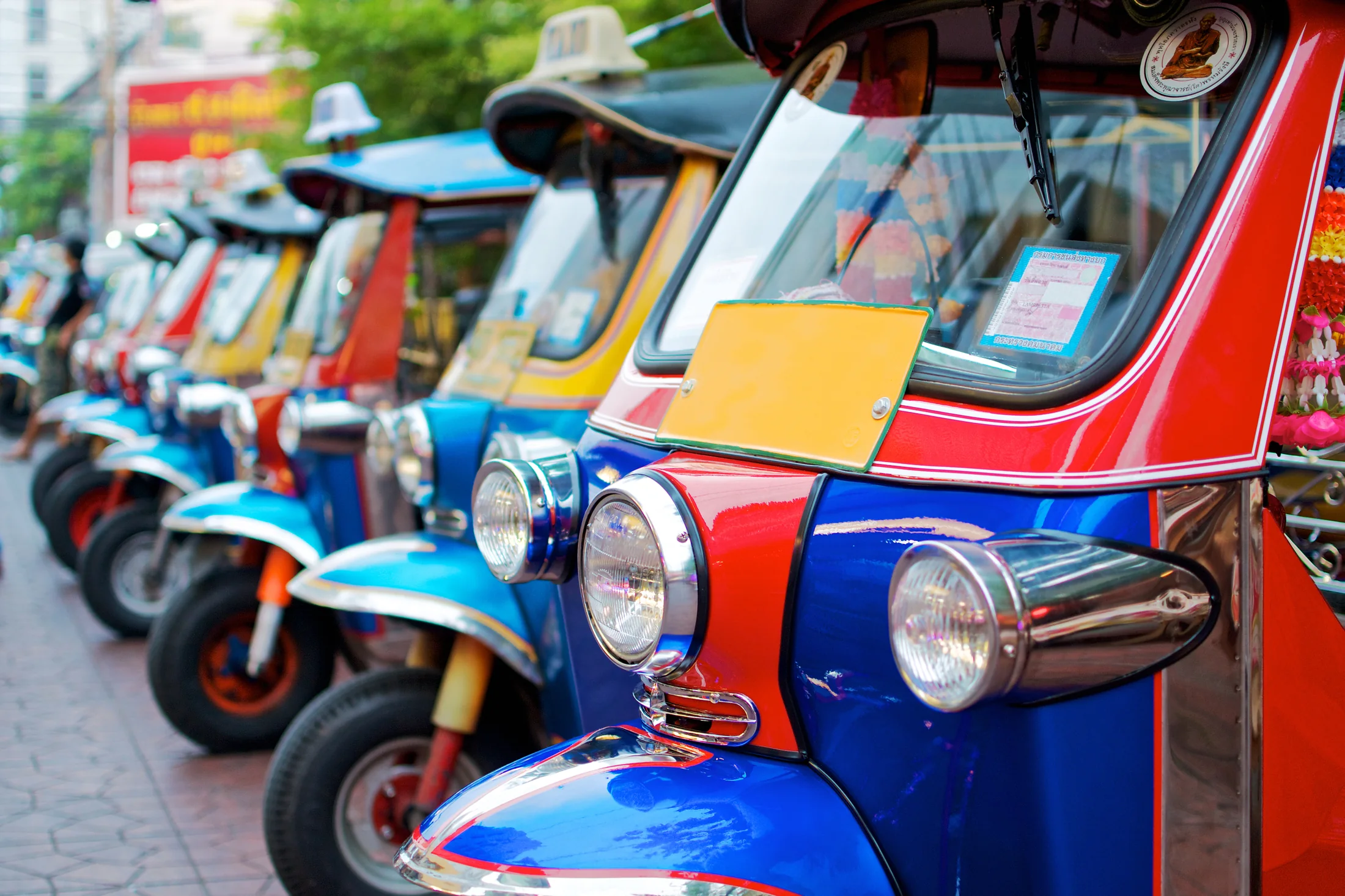 Dubai, Khao Lak & Bangkok