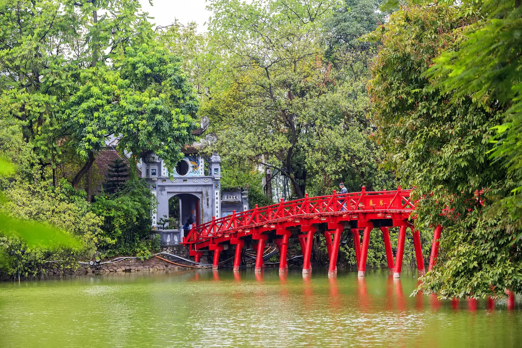 Hanoi, Ha Long Bay, Ho Chi Minh City & Bangkok